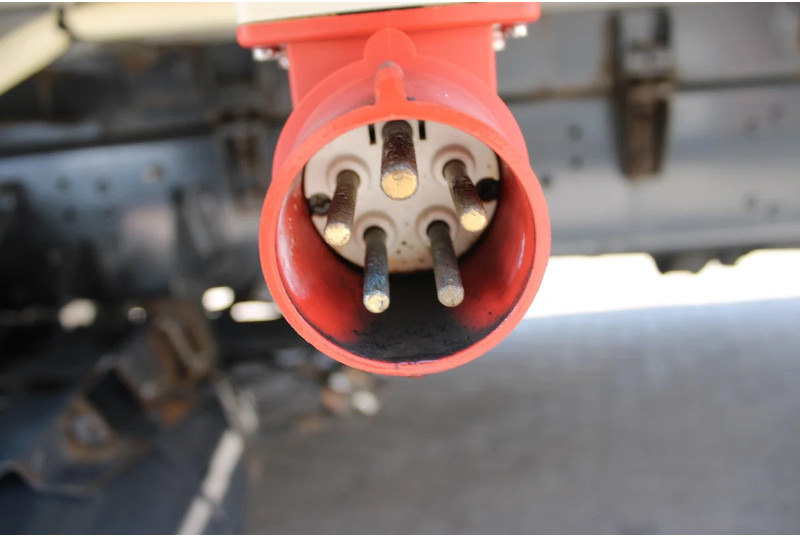 Kravas automašīna refrižerators Scania P230 + thermo king + lift: foto 20 Kravas automašīna refrižerators Scania P230 + thermo king + lift: foto 20