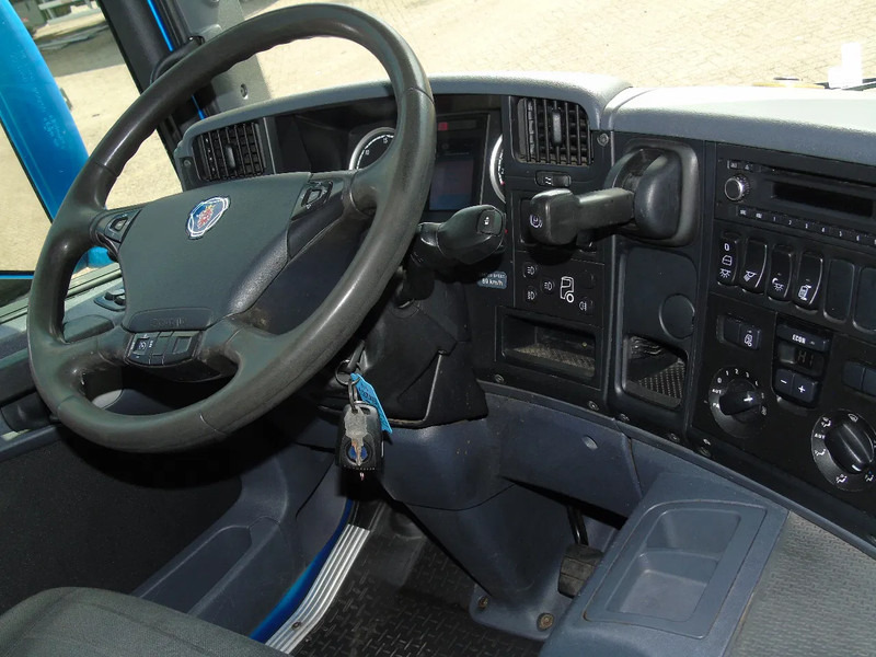 Scania P250 + EURO 6 + LIFT - Kravas automašīna ar slēgto virsbūvi: foto 4 Scania P250 + EURO 6 + LIFT - Kravas automašīna ar slēgto virsbūvi: foto 4