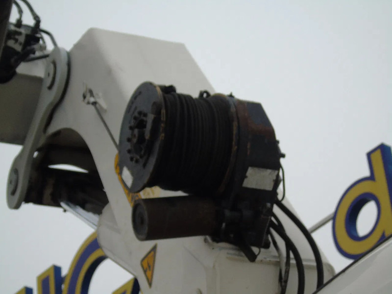 Scania R 520 V8 + PALFINGER 72002 6X + JIB 4X + WINCH + 8X4 + EURO 6 + REMOTE - Kravas auto ar manipulatoru: foto 5 Scania R 520 V8 + PALFINGER 72002 6X + JIB 4X + WINCH + 8X4 + EURO 6 + REMOTE - Kravas auto ar manipulatoru: foto 5