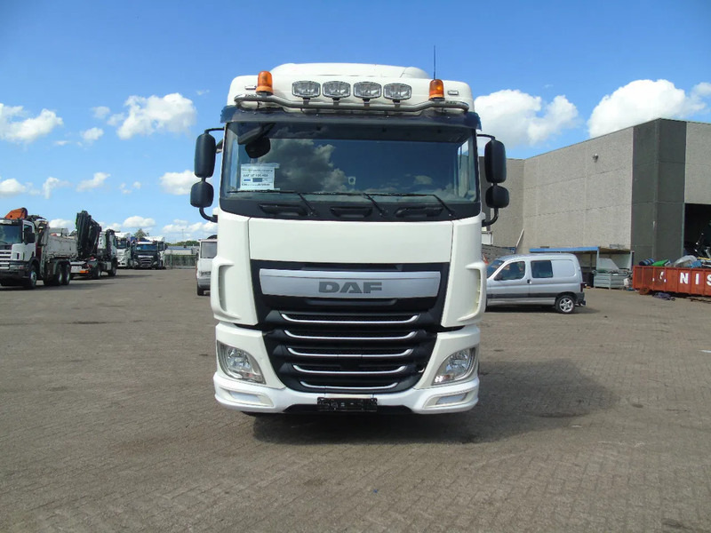 DAF XF 460 + 302KM + PTO + EURO 6 - Vilcējs: foto 5 DAF XF 460 + 302KM + PTO + EURO 6 - Vilcējs: foto 5