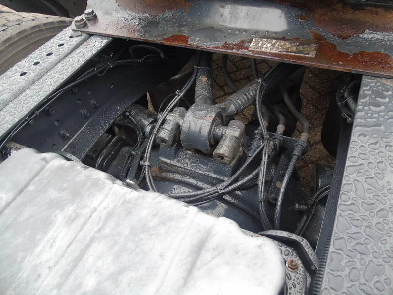 Vilcējs Iveco Stralis 420 + euro 6: foto 16