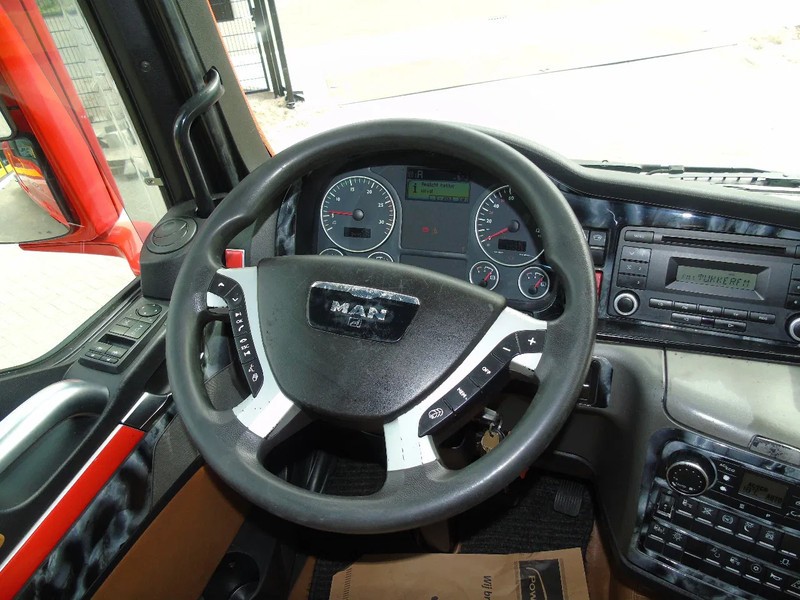 Vilcējs MAN TGX 18.440 + EURO 5 + FULL OPTION: foto 13 Vilcējs MAN TGX 18.440 + EURO 5 + FULL OPTION: foto 13
