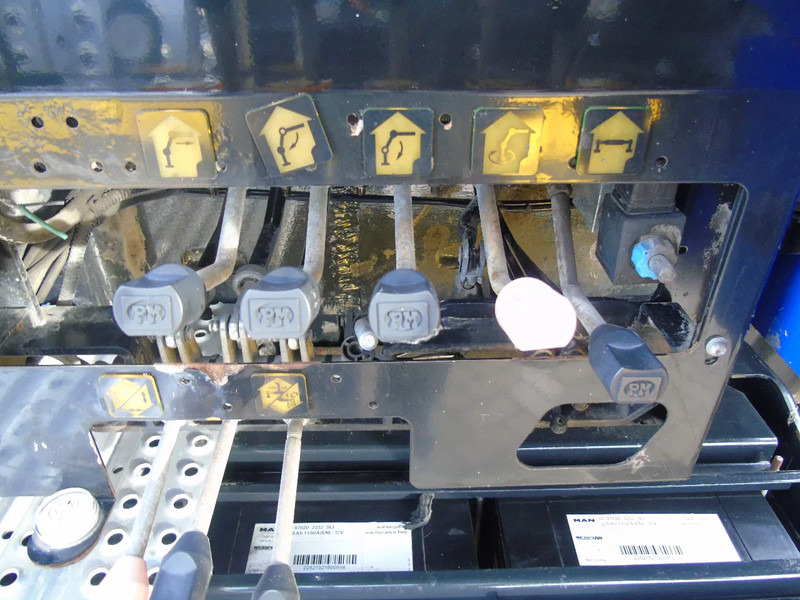 Vilcējs MAN TGX 18.500 + PM 32TON + 4EXTENSION + EURO 6: foto 13 Vilcējs MAN TGX 18.500 + PM 32TON + 4EXTENSION + EURO 6: foto 13