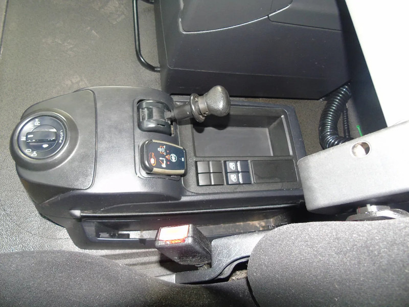 Vilcējs MAN TGX 18.500 + PM 32TON + 4EXTENSION + EURO 6: foto 14 Vilcējs MAN TGX 18.500 + PM 32TON + 4EXTENSION + EURO 6: foto 14