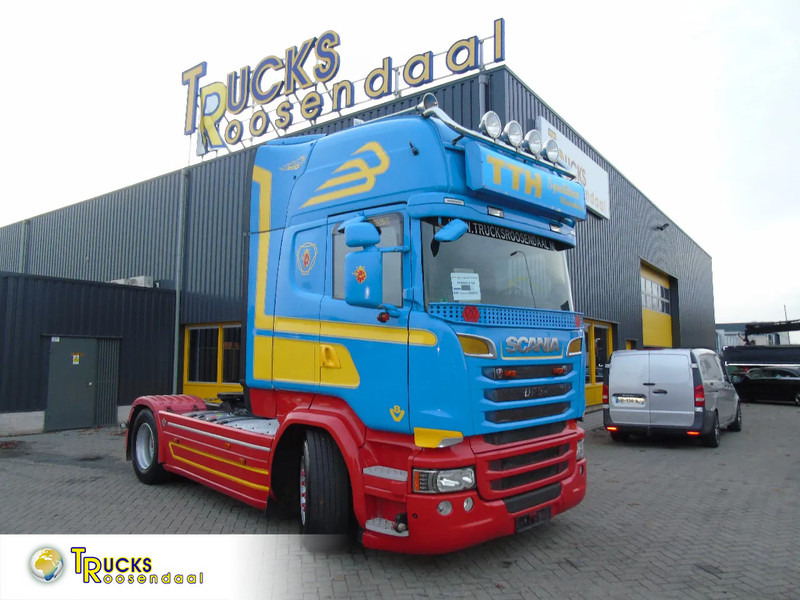 Scania R 520 + RETARDER + V8 + euro 6 + NICE TRUCK - Vilcējs: foto 1 Scania R 520 + RETARDER + V8 + euro 6 + NICE TRUCK - Vilcējs: foto 1