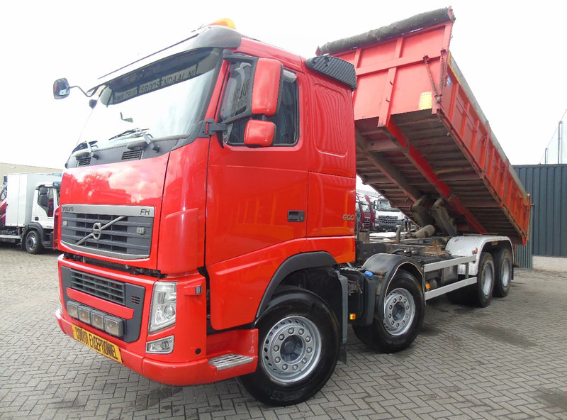 Volvo FH 500 + 8X4 + SPRING + EURO 5 + RETARDER - Kravas automašīna pašizgāzējs: foto 2 Volvo FH 500 + 8X4 + SPRING + EURO 5 + RETARDER - Kravas automašīna pašizgāzējs: foto 2