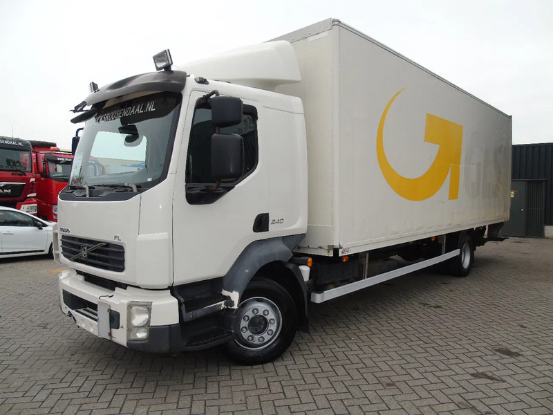 Volvo FL 240 + 12t + euro 5 + lift - Kravas automašīna ar slēgto virsbūvi: foto 2 Volvo FL 240 + 12t + euro 5 + lift - Kravas automašīna ar slēgto virsbūvi: foto 2