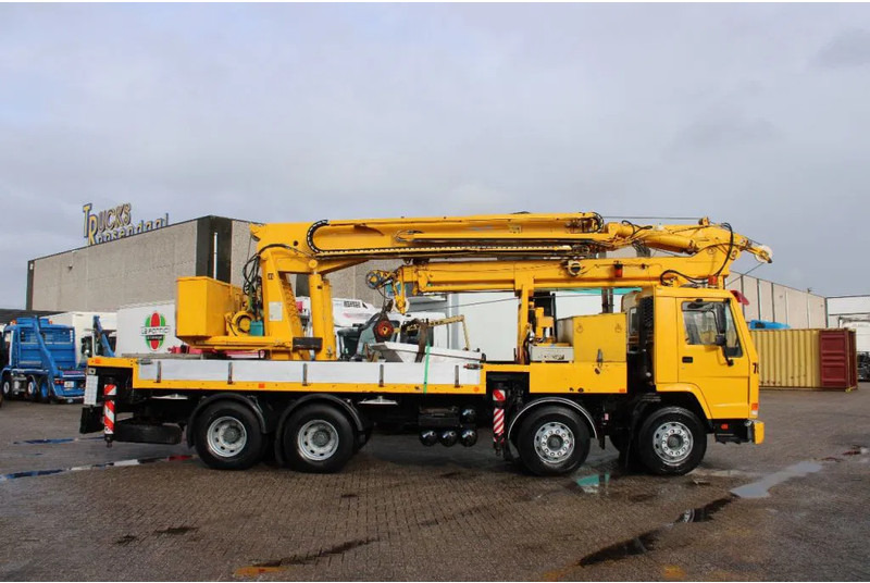 Volvo FL FL10 8X4 + GROMACH 34 mtr. + EURO 2 - Kravas auto ar manipulatoru: foto 5 Volvo FL FL10 8X4 + GROMACH 34 mtr. + EURO 2 - Kravas auto ar manipulatoru: foto 5