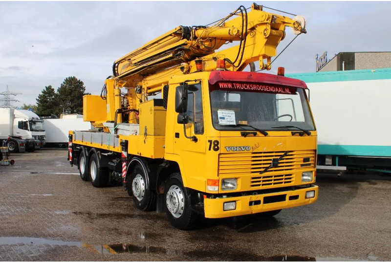 Volvo FL10 8X4 + GROMACH 34 mtr. + EURO 2 - Kravas auto ar manipulatoru: foto 4 Volvo FL10 8X4 + GROMACH 34 mtr. + EURO 2 - Kravas auto ar manipulatoru: foto 4