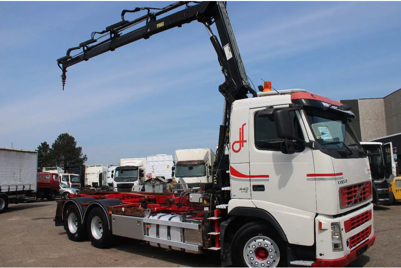 Volvo FM 12.440 +6X4+ HIAB 166E3 PRO + EURO 5 + MANUAL - Kravas automašīna - kabeļu sistēma, Kravas auto ar manipulatoru: foto 2 Volvo FM 12.440 +6X4+ HIAB 166E3 PRO + EURO 5 + MANUAL - Kravas automašīna - kabeļu sistēma, Kravas auto ar manipulatoru: foto 2