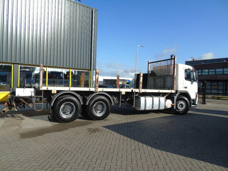 Volvo FM 420 + 6x4 + steel big axle + manual - Bortu kravas automašīna/ Platforma: foto 3 Volvo FM 420 + 6x4 + steel big axle + manual - Bortu kravas automašīna/ Platforma: foto 3