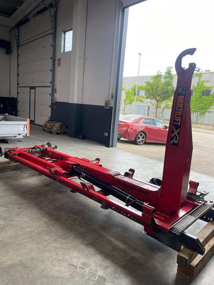 Multilift XR 10 S 36 - Izgāžams konteiners: foto 2 Multilift XR 10 S 36 - Izgāžams konteiners: foto 2