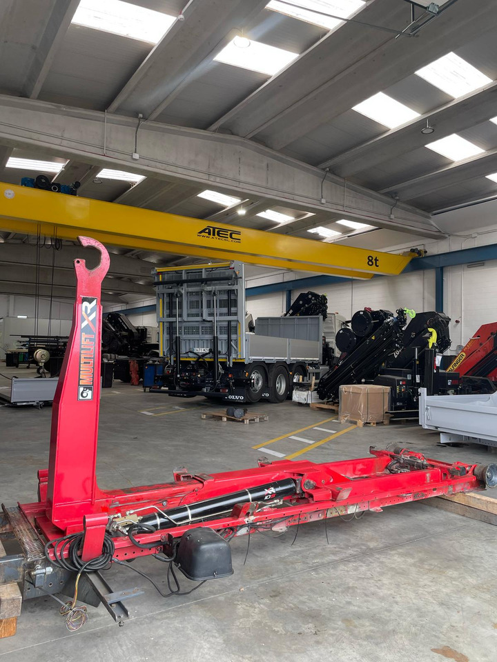 Multilift XR 10 S 36 - Izgāžams konteiners: foto 3 Multilift XR 10 S 36 - Izgāžams konteiners: foto 3