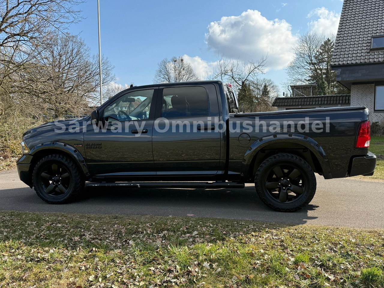 Dodge RAM 1500 HEMI 5.7 CREW CAB*Tüv:08.2027*Bighorn* - SUV: foto 4 Dodge RAM 1500 HEMI 5.7 CREW CAB*Tüv:08.2027*Bighorn* - SUV: foto 4