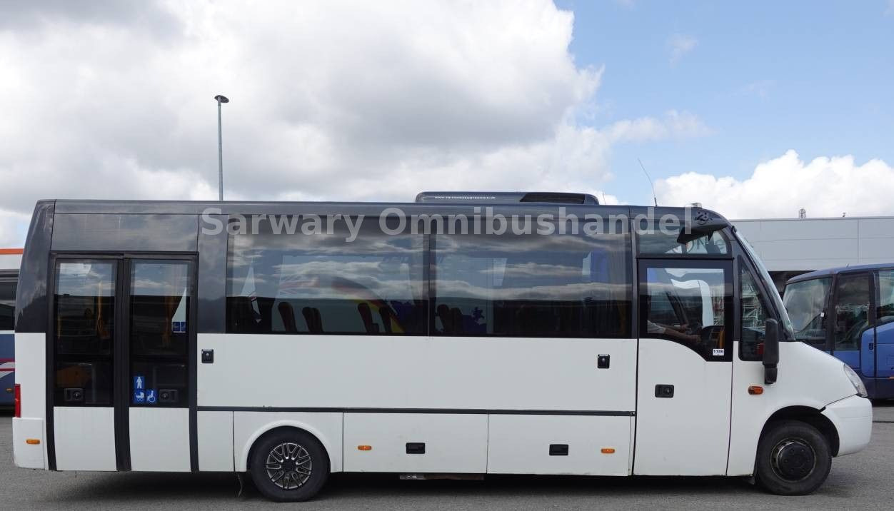 Iveco 65C17 *Klima *Euro5*Wing*Daily*Mago*Rapido*City - Mikroautobuss, Pasažieru furgons: foto 3 Iveco 65C17 *Klima *Euro5*Wing*Daily*Mago*Rapido*City - Mikroautobuss, Pasažieru furgons: foto 3