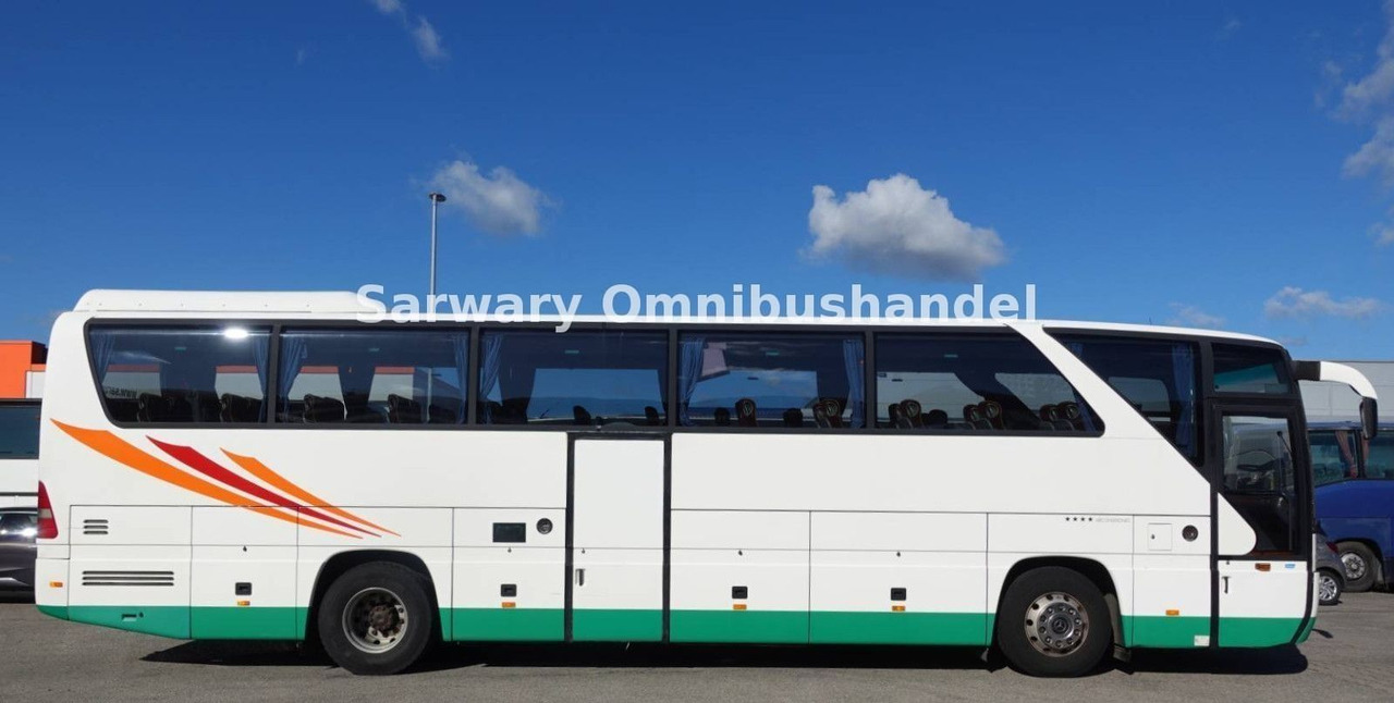 Mercedes-Benz 350 Tourismo 15-RHD *V6*404*Travego*51-Sitze* - Starppilsētu autobuss: foto 5 Mercedes-Benz 350 Tourismo 15-RHD *V6*404*Travego*51-Sitze* - Starppilsētu autobuss: foto 5