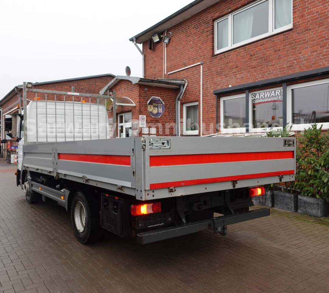 Mercedes-Benz Atego 821*Automatik*Tüv:04.2026*Pritsche*7080 mm - Automašīna ar kravas platformu: foto 4 Mercedes-Benz Atego 821*Automatik*Tüv:04.2026*Pritsche*7080 mm - Automašīna ar kravas platformu: foto 4