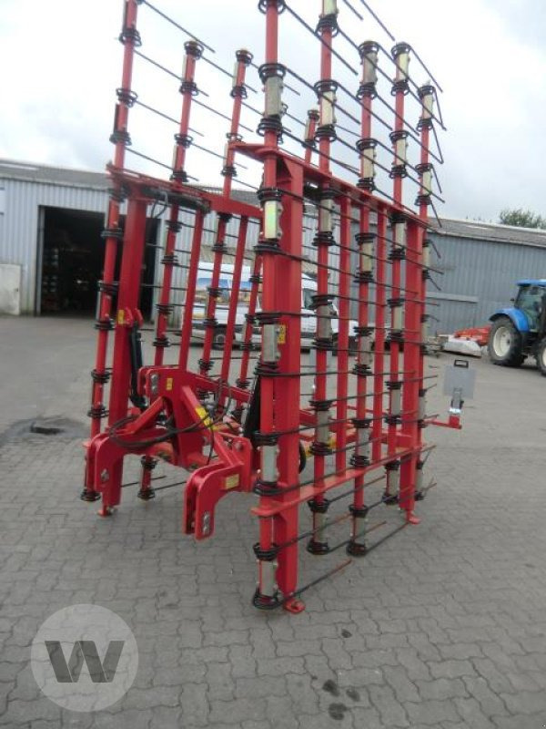 Brix STR 720 H StrawMax-P - Atsperzaru ecēšas: foto 1 Brix STR 720 H StrawMax-P - Atsperzaru ecēšas: foto 1