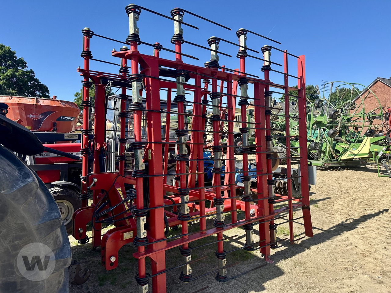 Brix Strawmax-Pro 600 - Atsperzaru ecēšas: foto 1 Brix Strawmax-Pro 600 - Atsperzaru ecēšas: foto 1