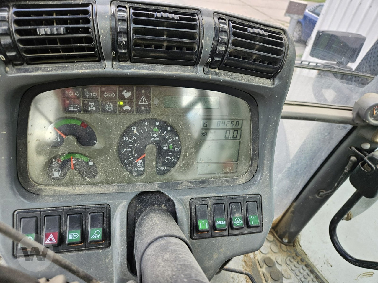 Deutz Agrotron 165 - Traktors: foto 3 Deutz Agrotron 165 - Traktors: foto 3