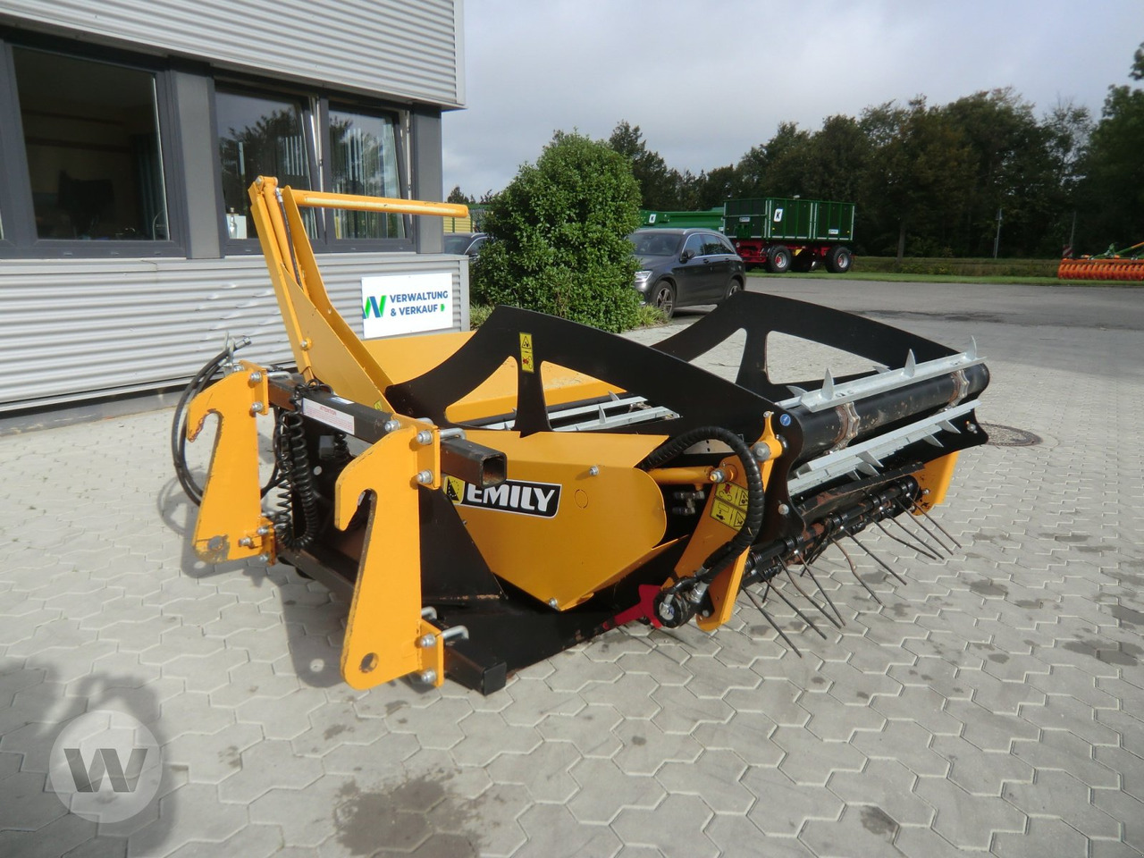 Emily DELTA - Ruļļu ietinējs: foto 2 Emily DELTA - Ruļļu ietinējs: foto 2