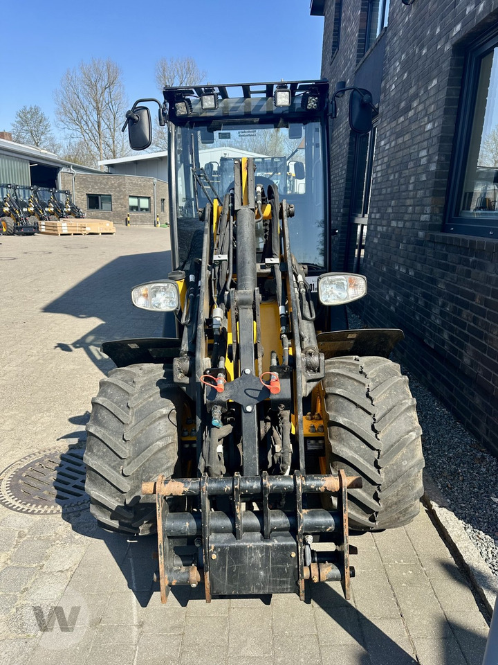 Mini iekrāvējs JCB 403 AGRI: foto 10 Mini iekrāvējs JCB 403 AGRI: foto 10