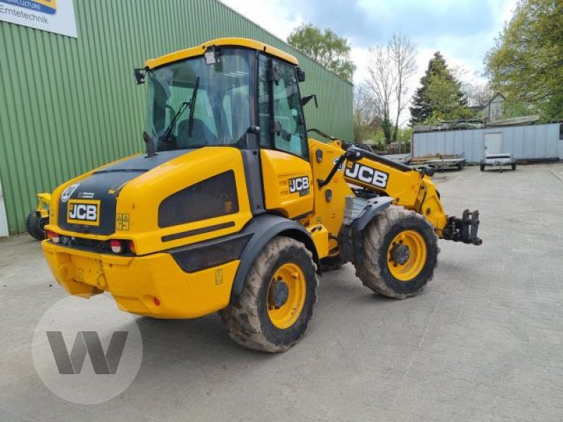 JCB TM 220 - Riteņu iekrāvējs: foto 2 JCB TM 220 - Riteņu iekrāvējs: foto 2