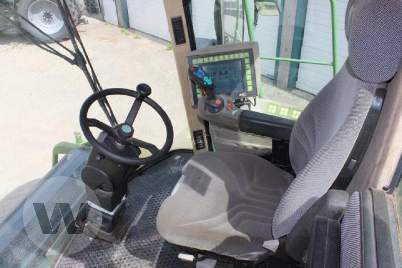 Krone Big X 650 - Lopbarības kombains: foto 5 Krone Big X 650 - Lopbarības kombains: foto 5