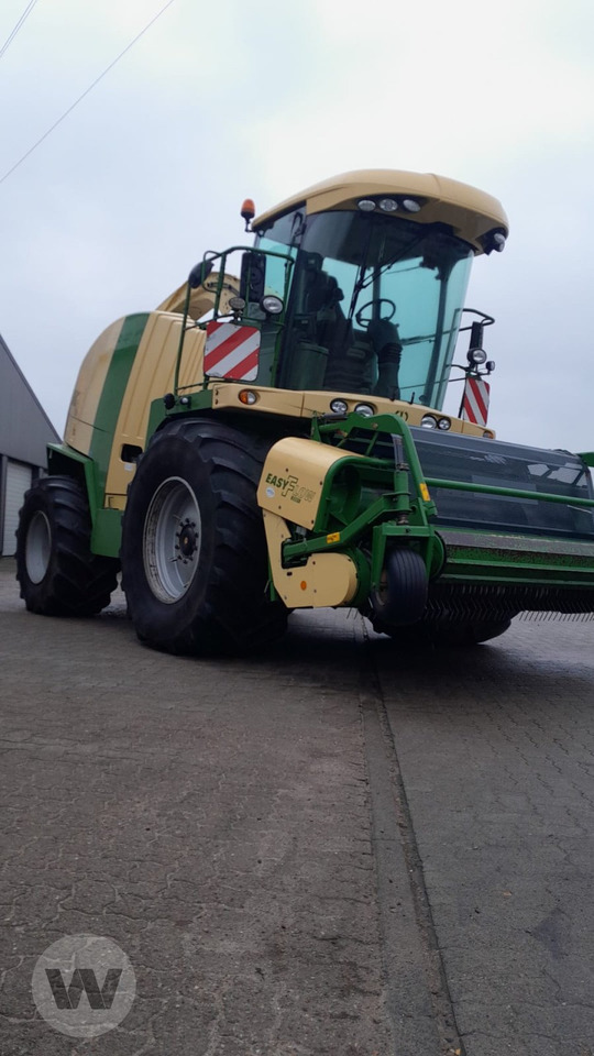 Krone Big X 700 - Lopbarības kombains: foto 1 Krone Big X 700 - Lopbarības kombains: foto 1