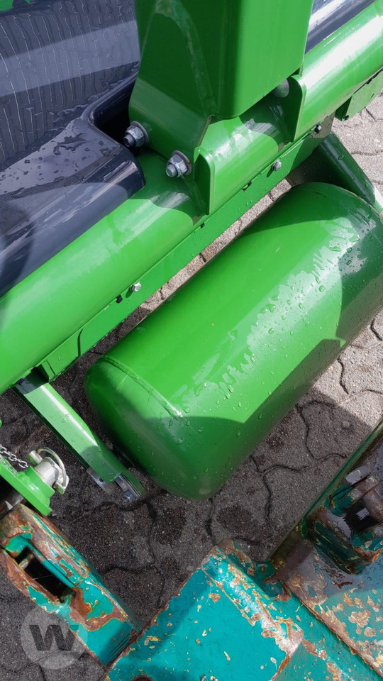 Krone EASY WRAP 150 - Ruļļu ietinējs: foto 4 Krone EASY WRAP 150 - Ruļļu ietinējs: foto 4