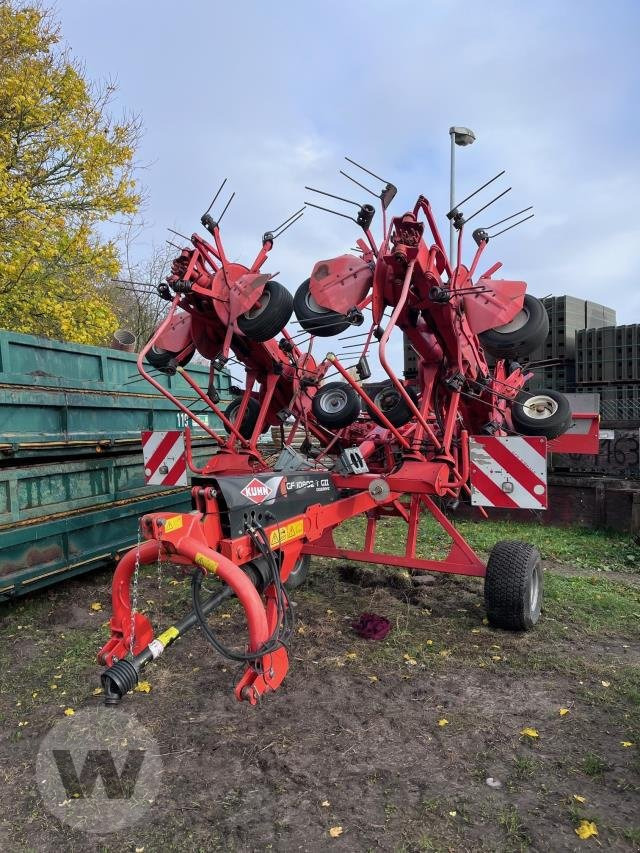 Kuhn GF 10802 - Vālotājs/ Ārdītājs: foto 1 Kuhn GF 10802 - Vālotājs/ Ārdītājs: foto 1