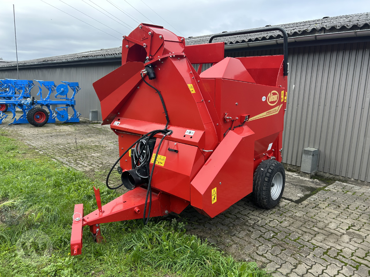 Kverneland SHREDEX 853 - Ruļļu ietinējs: foto 2 Kverneland SHREDEX 853 - Ruļļu ietinējs: foto 2