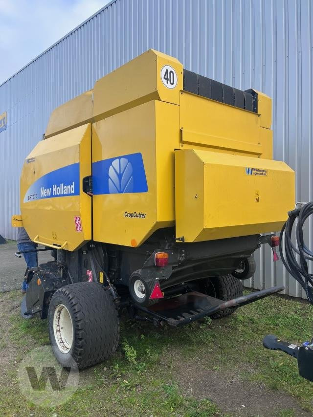 New Holland BR 7070 - Rituļu prese: foto 5 New Holland BR 7070 - Rituļu prese: foto 5