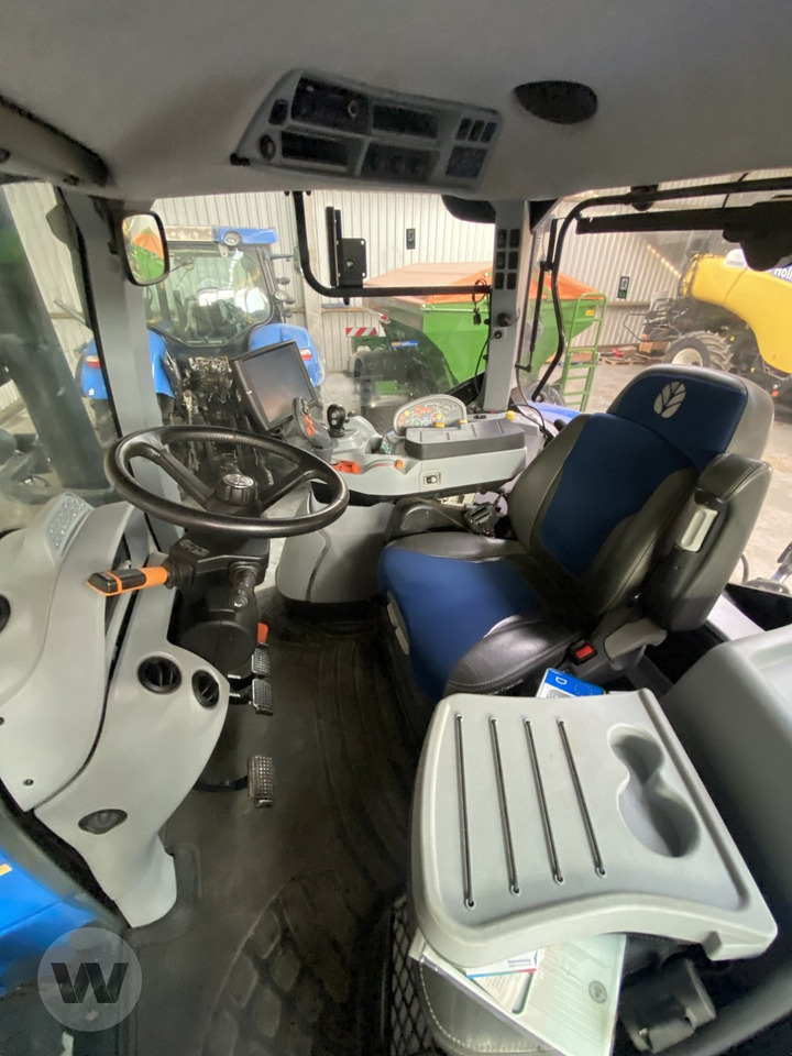 Traktors New Holland T 7.245 AC StageV: foto 7