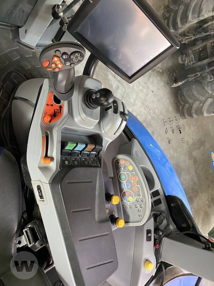 Traktors New Holland T 7.245 AC StageV: foto 10