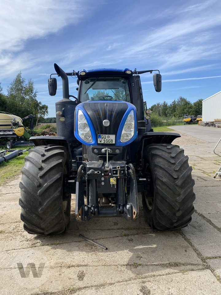 New Holland T 8.380 UC - Traktors: foto 1 New Holland T 8.380 UC - Traktors: foto 1