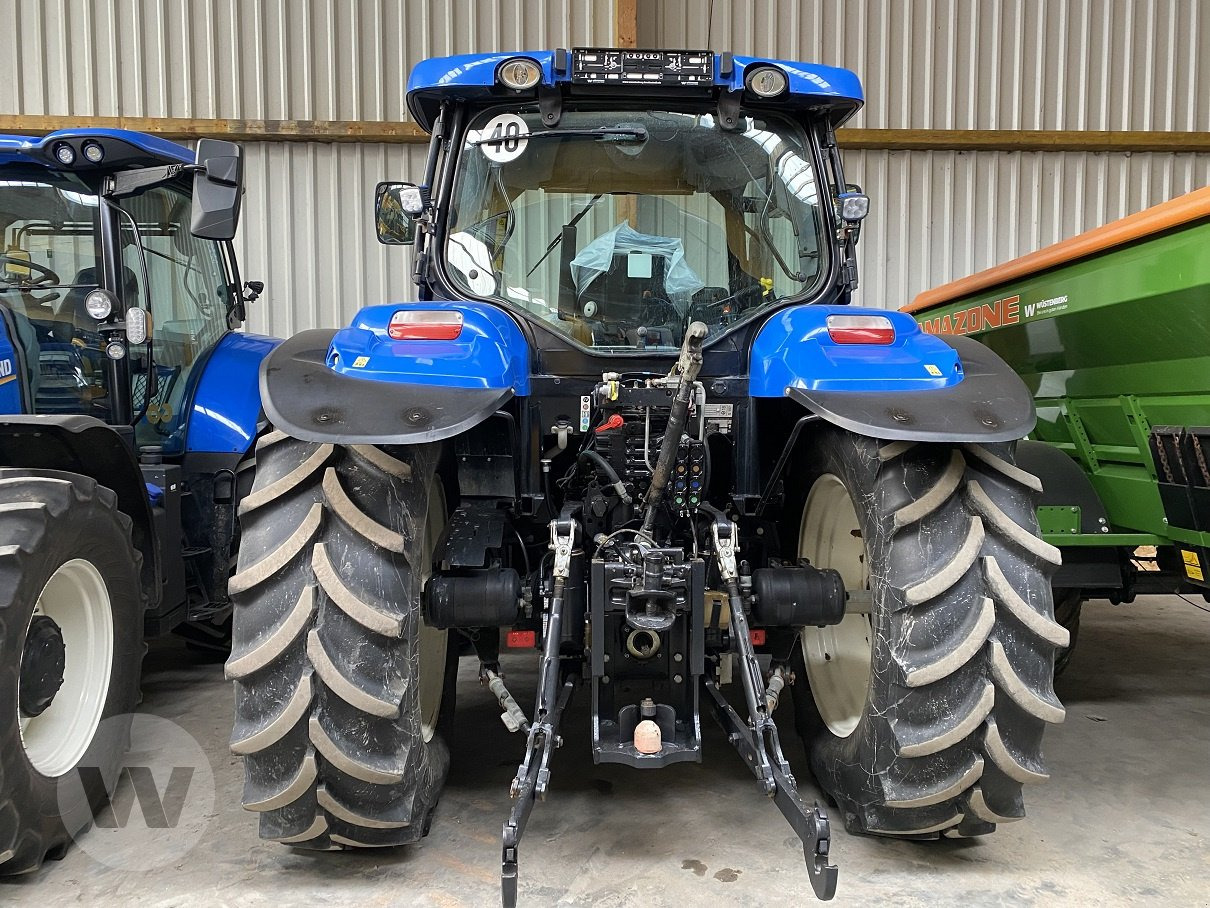 New Holland T6020 Elite - Traktors: foto 2 New Holland T6020 Elite - Traktors: foto 2