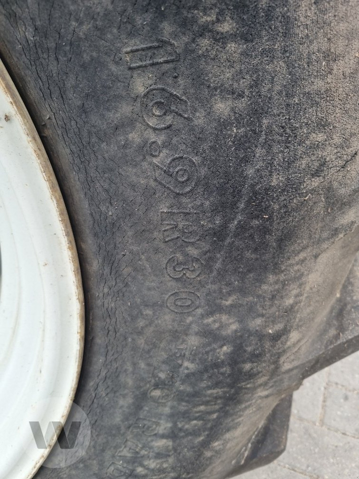 Traktors Steyr 375 Kompakt: foto 7