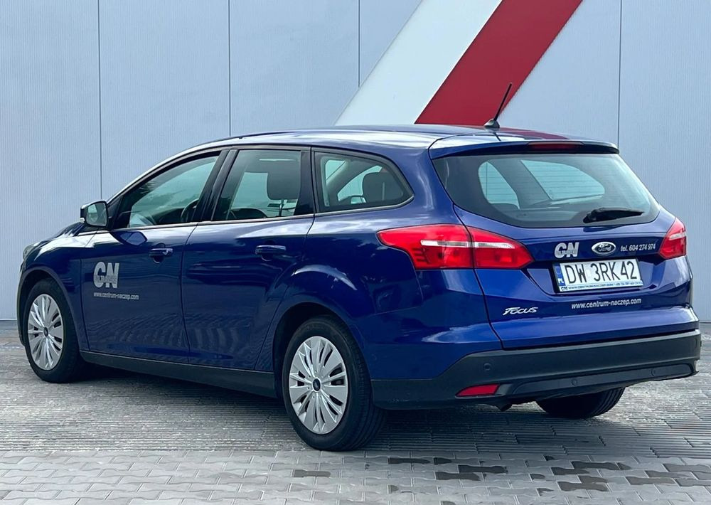 Ford Focus 1.5 TDCi Trend - Vieglā automašīna: foto 4 Ford Focus 1.5 TDCi Trend - Vieglā automašīna: foto 4