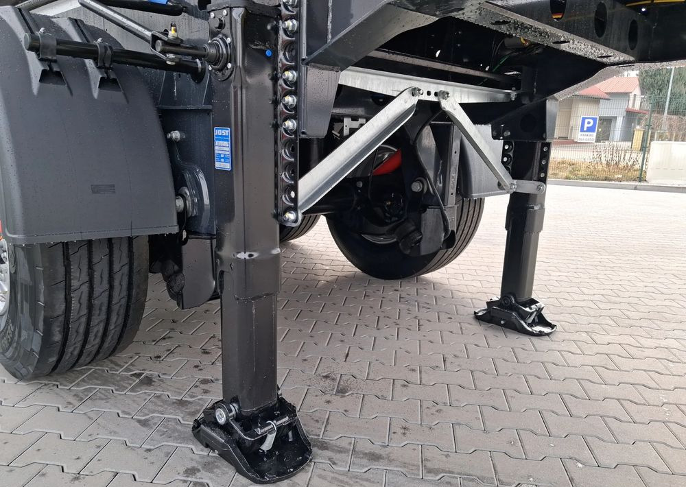Humbaur Wywrotka Stalowa 27m3 HARDOX - Puspiekabe pašizgāzējs: foto 4 Humbaur Wywrotka Stalowa 27m3 HARDOX - Puspiekabe pašizgāzējs: foto 4