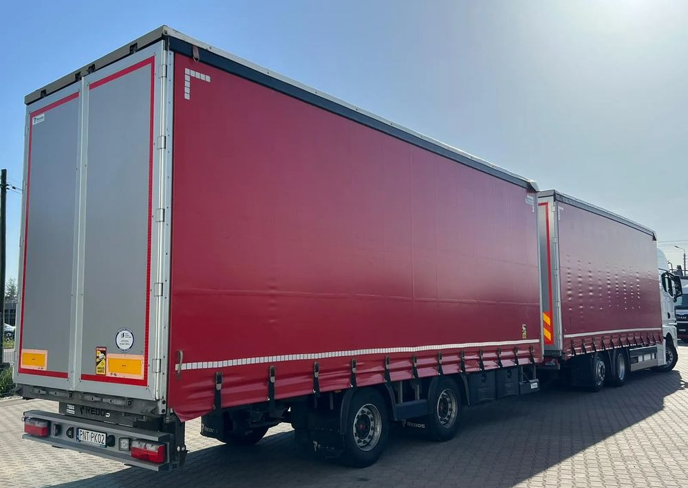 MAN TGX 26.470 z przyczepą Redos - Kravas automašīna ar tentu, Piekabe ar tentu: foto 5 MAN TGX 26.470 z przyczepą Redos - Kravas automašīna ar tentu, Piekabe ar tentu: foto 5