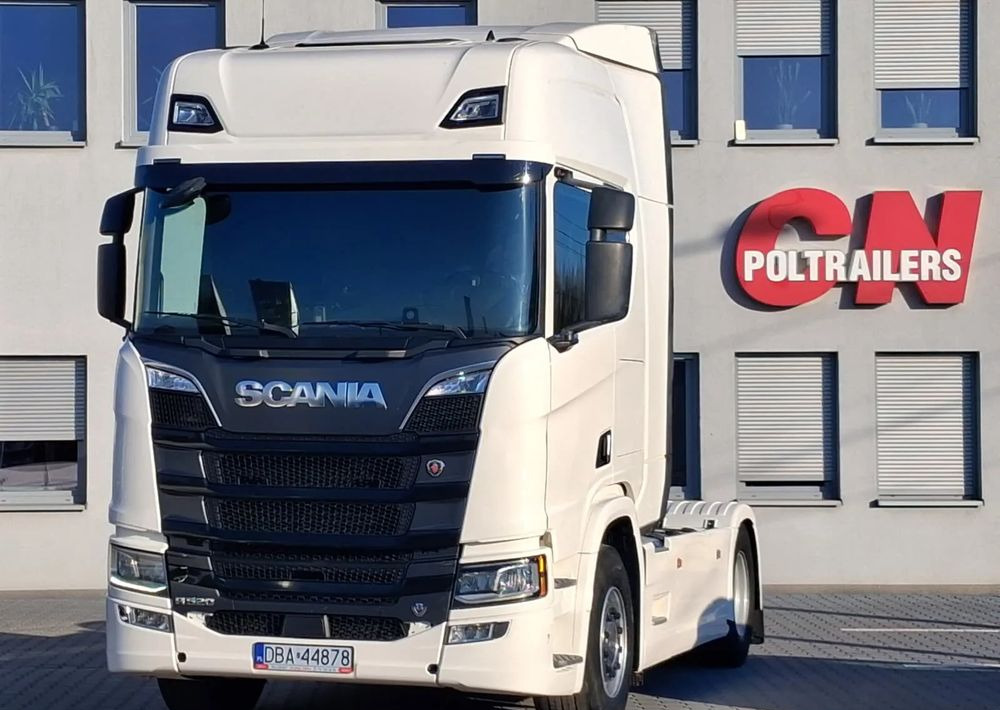 Scania R520, V8, Hydraulika jedno i dwu-obwodowa - Vilcējs: foto 1 Scania R520, V8, Hydraulika jedno i dwu-obwodowa - Vilcējs: foto 1