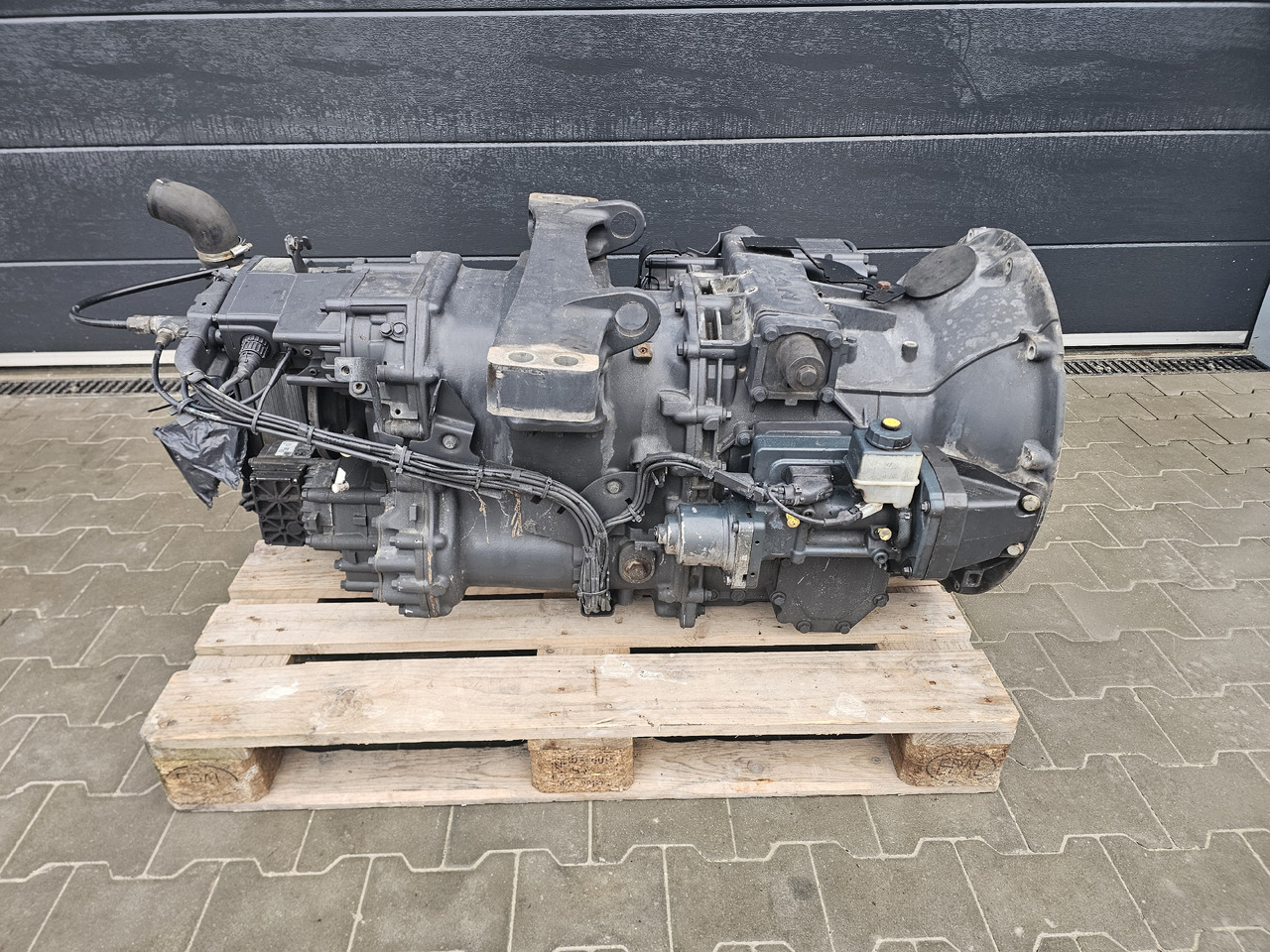MAN TGS TGX EURO 6 / GRS TIPMATIC GEARBOX RETARDER / 81320046462 - Pārnesumkārba: foto 2 MAN TGS TGX EURO 6 / GRS TIPMATIC GEARBOX RETARDER / 81320046462 - Pārnesumkārba: foto 2