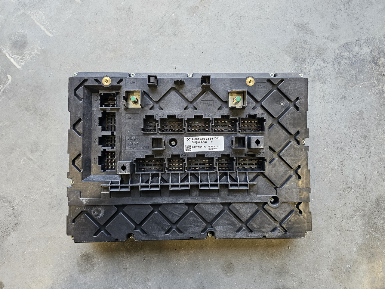 MERCEDES-BENZ ATEGO MP4 EURO 6 / SINGLE-SAM FUSE BLOCK / A0014463358 - Elektroniskais vadības bloks (ECU): foto 3 MERCEDES-BENZ ATEGO MP4 EURO 6 / SINGLE-SAM FUSE BLOCK / A0014463358 - Elektroniskais vadības bloks (ECU): foto 3