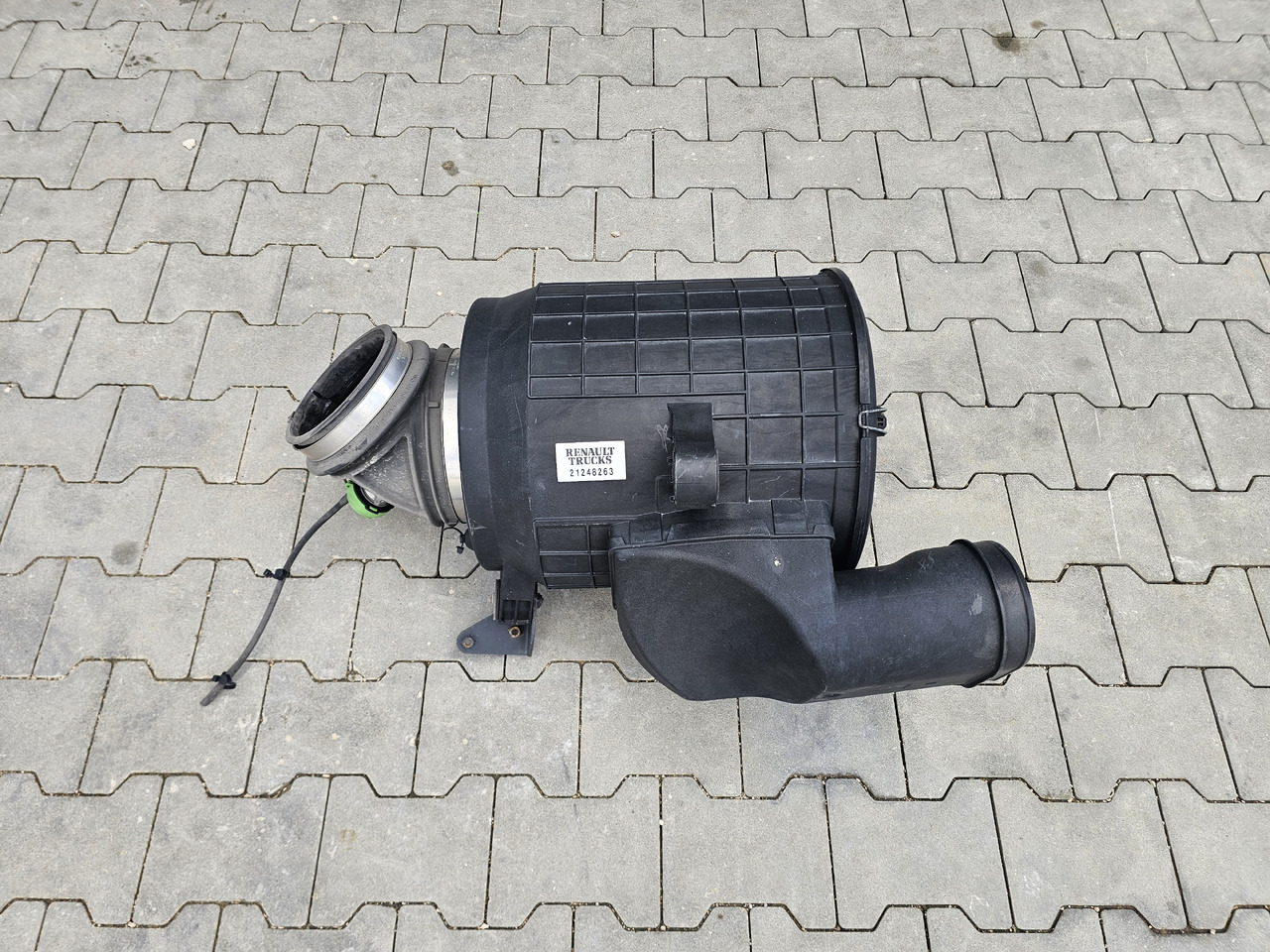 RENAULT RANGE T / AIR FILTER HOUSING / 21248263 - Gaisa filtrs: foto 1 RENAULT RANGE T / AIR FILTER HOUSING / 21248263 - Gaisa filtrs: foto 1