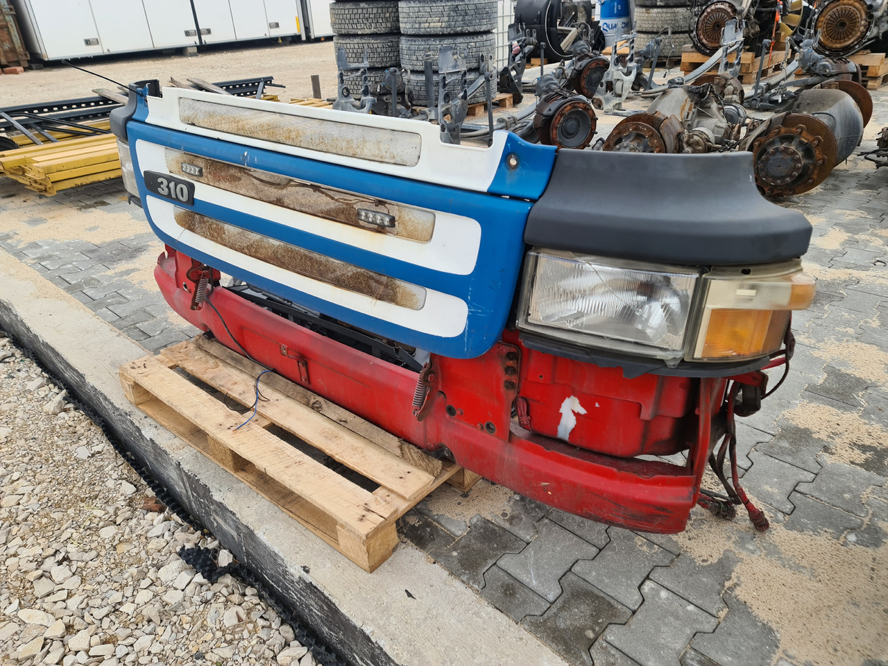 SCANIA P / BUMPER STEPS LAMPS SET / WORLDWIDE DELIVERY - Buferis: foto 3 SCANIA P / BUMPER STEPS LAMPS SET / WORLDWIDE DELIVERY - Buferis: foto 3