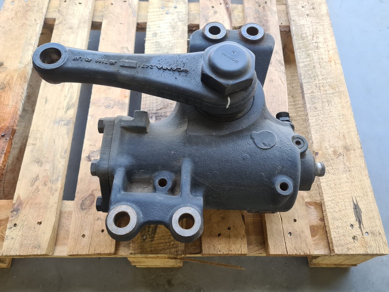 SCANIA STEERING COLUMN / NTG NTS NEW MODEL / WORLDWIDE DELIVERY - Stūres mehānisms: foto 5 SCANIA STEERING COLUMN / NTG NTS NEW MODEL / WORLDWIDE DELIVERY - Stūres mehānisms: foto 5