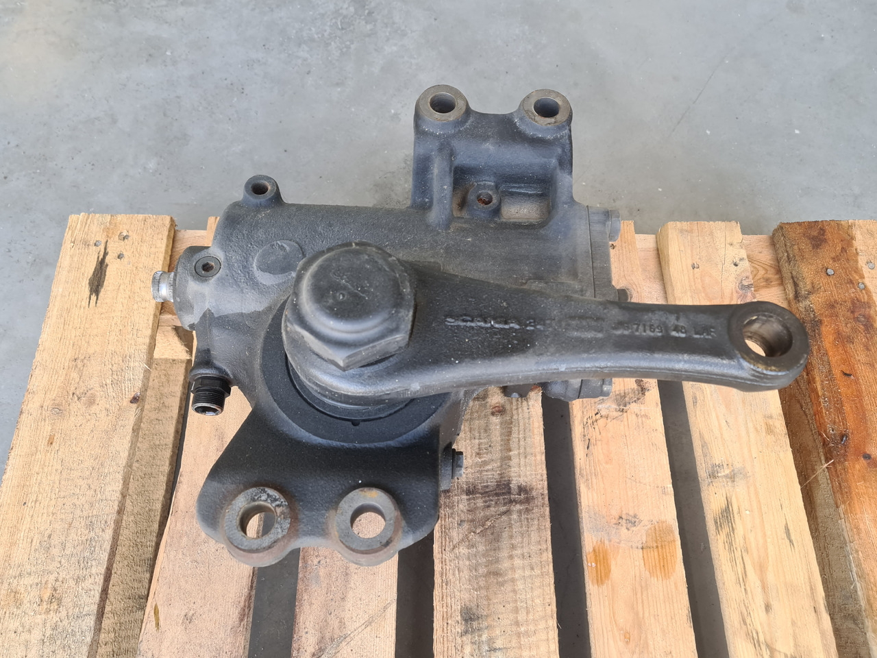 SCANIA STEERING COLUMN / NTG NTS NEW MODEL / WORLDWIDE DELIVERY - Stūres mehānisms: foto 4 SCANIA STEERING COLUMN / NTG NTS NEW MODEL / WORLDWIDE DELIVERY - Stūres mehānisms: foto 4