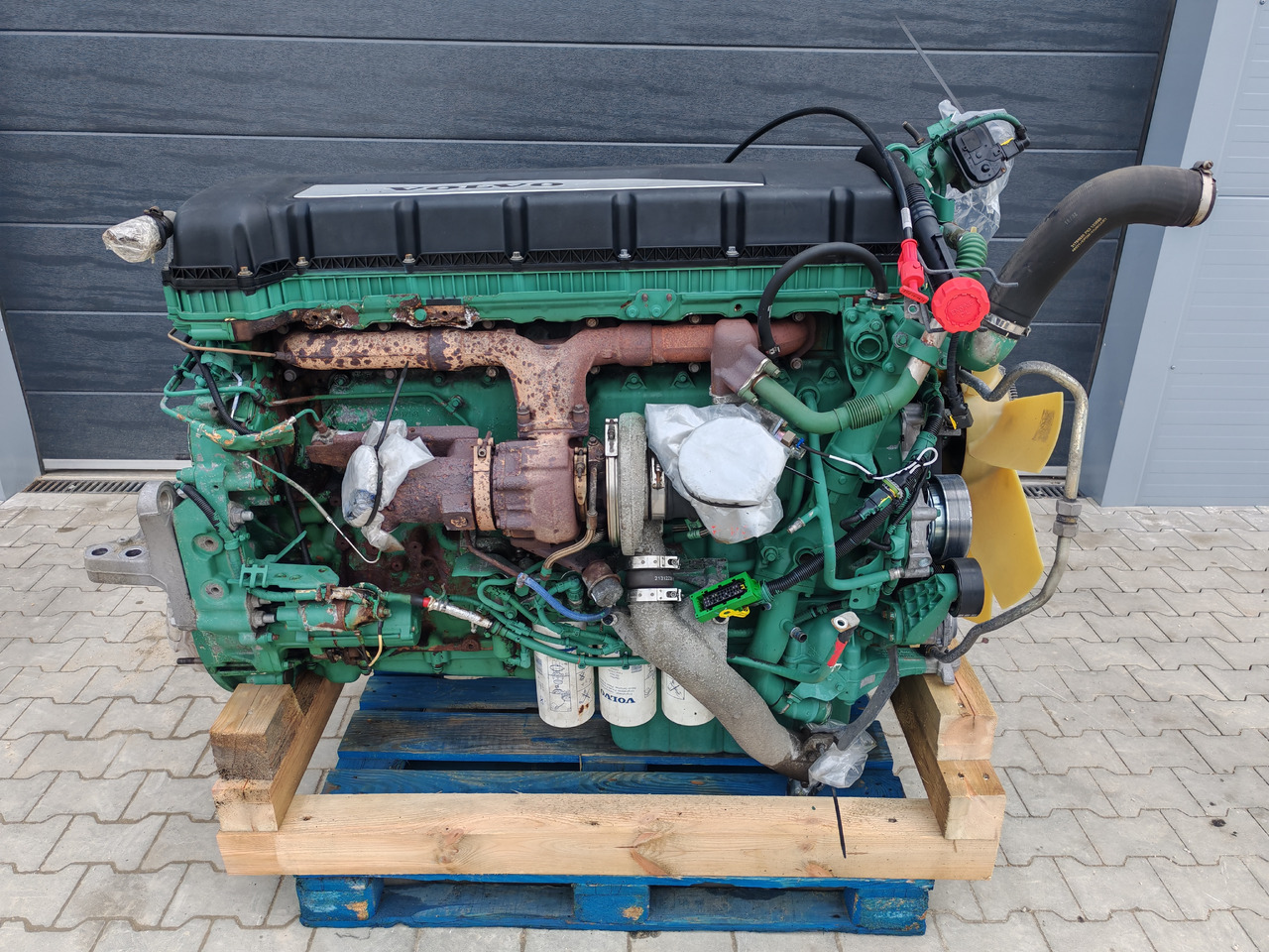 VOLVO FH4 EURO 6 / D13K460 EUVI / COMPLETE ENGINE - Dzinējs: foto 2 VOLVO FH4 EURO 6 / D13K460 EUVI / COMPLETE ENGINE - Dzinējs: foto 2