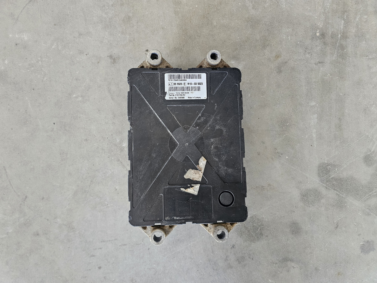 VOLVO FH4 FM4 / ADBLUE SCR CONTROL UNIT / 21911783 P01 - Elektroniskais vadības bloks (ECU): foto 3 VOLVO FH4 FM4 / ADBLUE SCR CONTROL UNIT / 21911783 P01 - Elektroniskais vadības bloks (ECU): foto 3